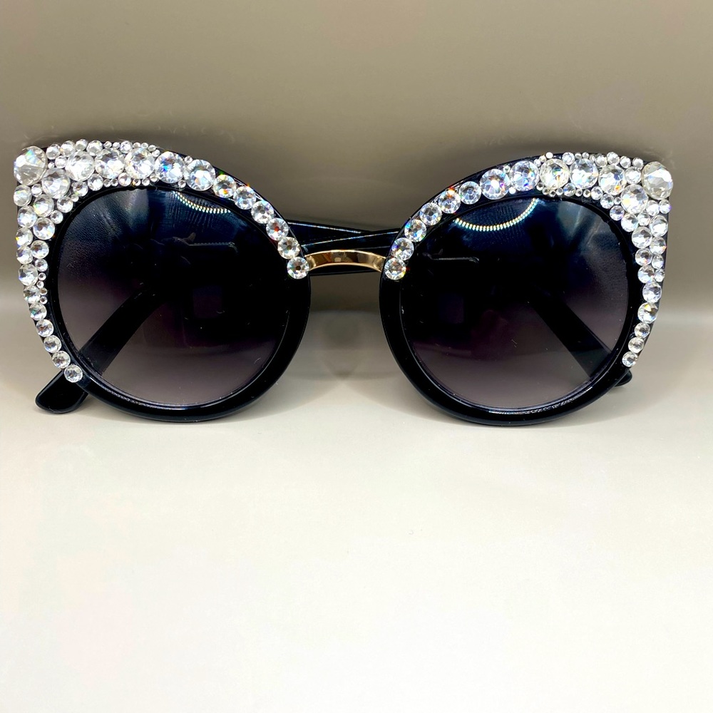 Sparkling Cat-eye